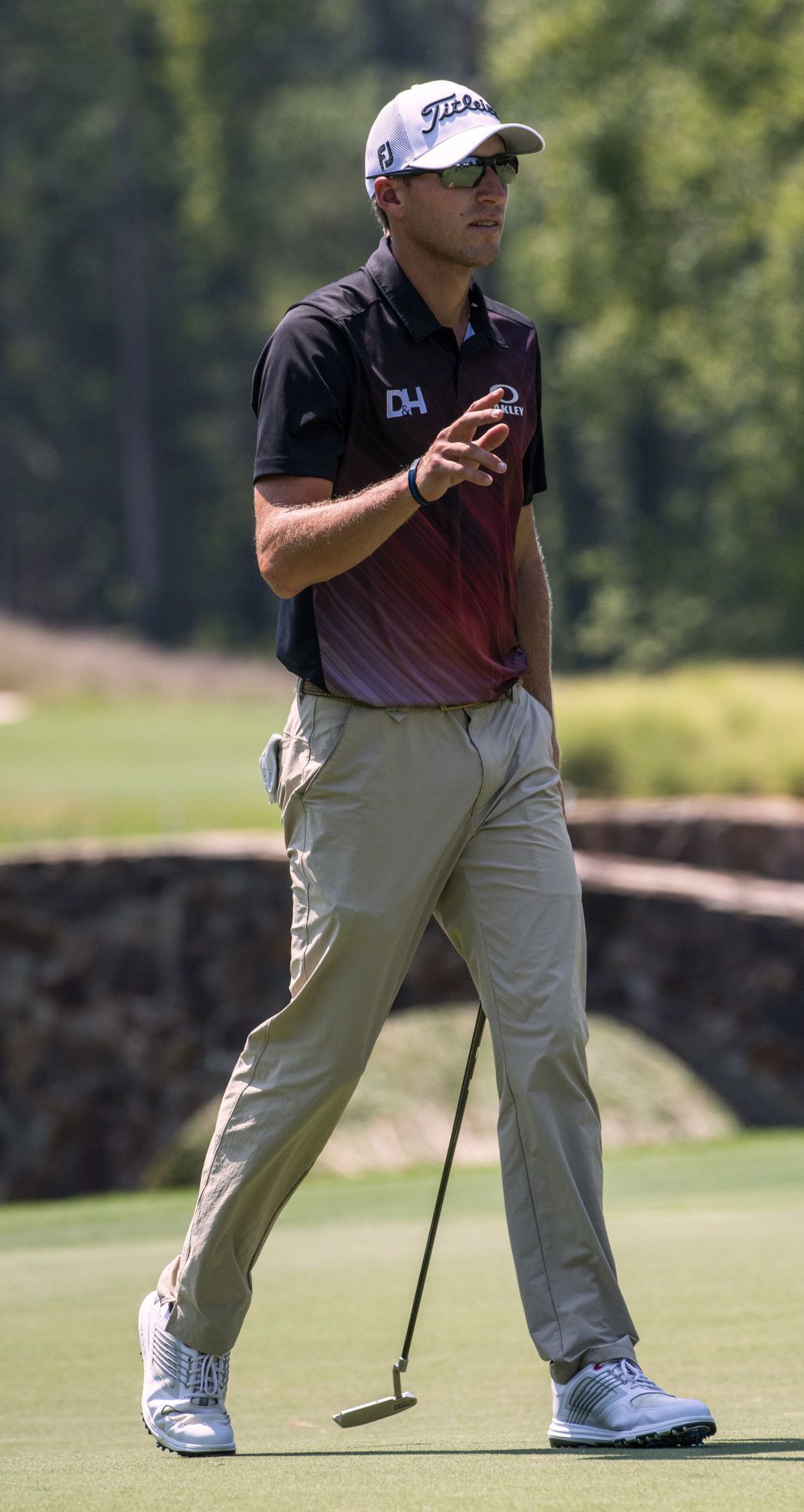 Wyndham Championship Round 1